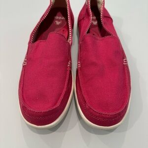 Crocs Walu loafers size 10